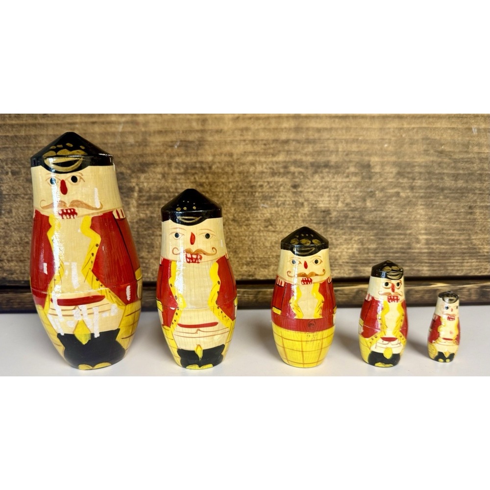 Soldier Character Nesting Christmas Nutcracker doll nesting dolls